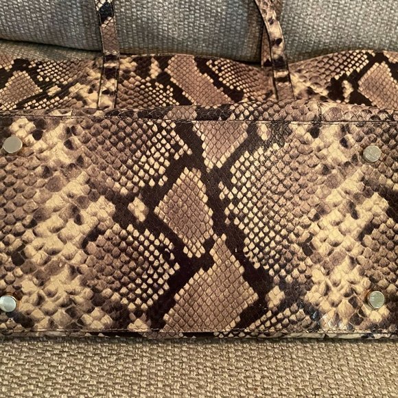 Hobbs Danby 100% Leather Python Tote Bag - Picture 6 of 12